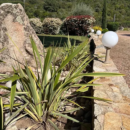 ゲストハウス Les Jardins De Santa Giulia - Charmante Chambre D'hote 3*