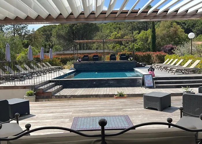 Gæstehus Les Jardins De Santa Giulia - Charmante Chambre D'hote 3*